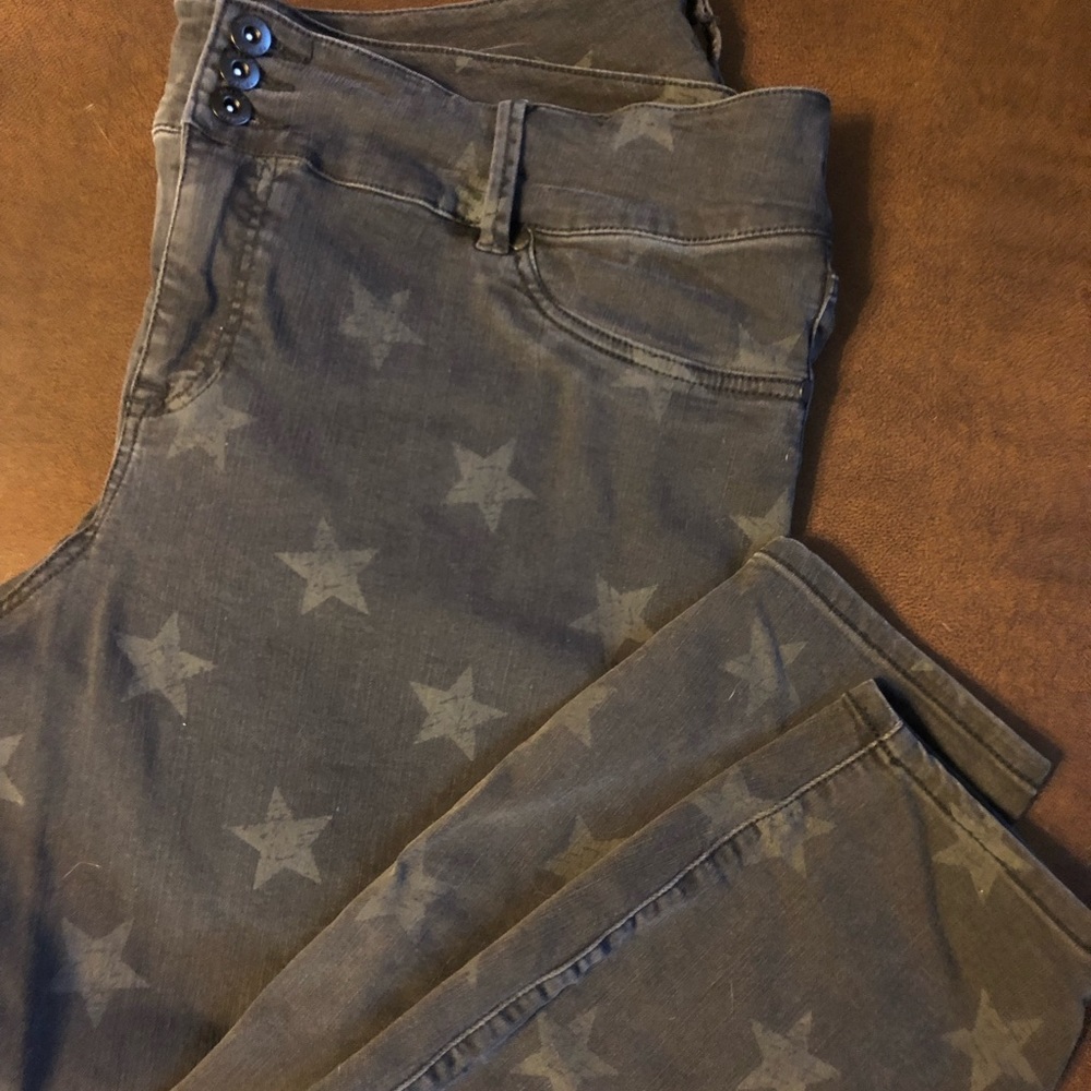**Like New** Torrid Denim with Star print